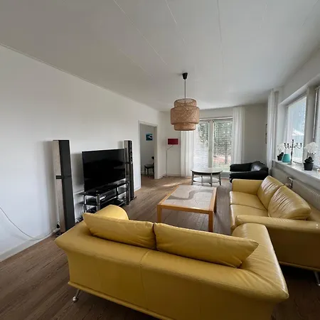 Villa 4 Bedroom Lovely In Vestenskov